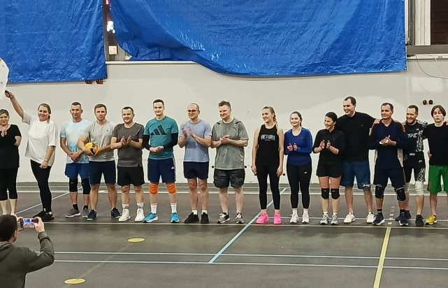 5 декабря состоялся дружеский турнир по волейболу