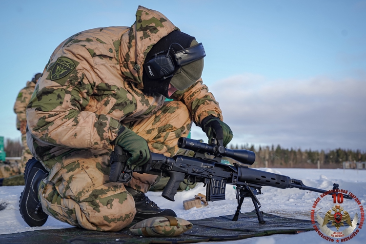 Снайперы спецподразделений Росгвардии в Архангельской области провели боевые стрельбы