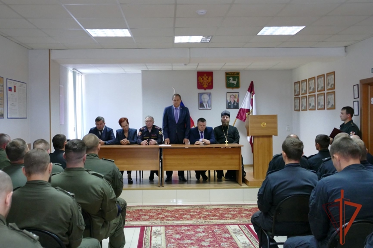 Представители органов власти Томской области встретились со спецназом Росгвардии 