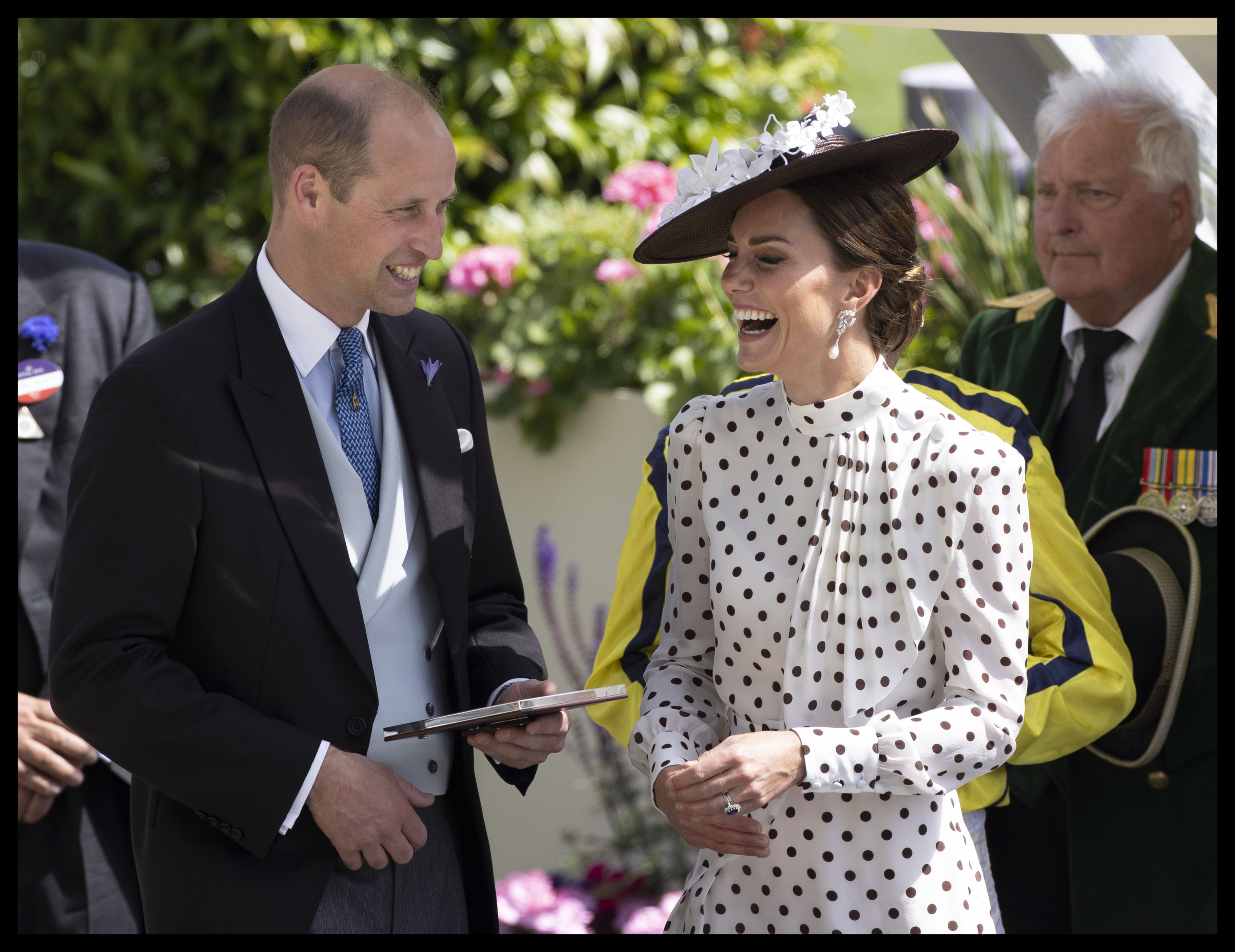 Британия кейт миддлтон. Кейт Миддлтон 2022. Кейт Миддлтон и принц Уильям 2022. Кэтрин, герцогиня Кембриджская, Великобритания. Кейт Миддлтон скачки 2022.