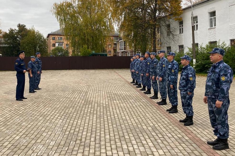 Конвоирование осужденных фсин. Конвой фсин. Отдел по конвоированию уфсин мордовии. Уис по конвоированию караулов. Начальник уфсин мордовии.