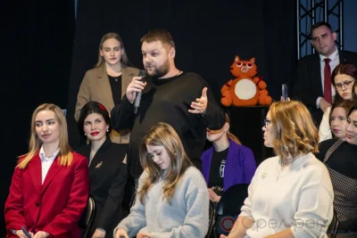 Фото 12. Андрей Клычков ответил на вопросы орловских блогеров