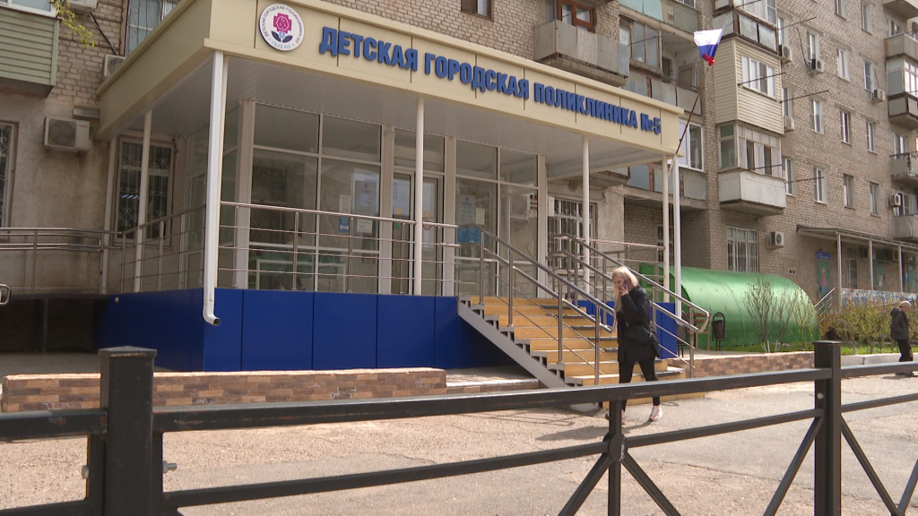 Глава Минздрава проверил качество оказания медпомощи в детской поликлинике Астрахани