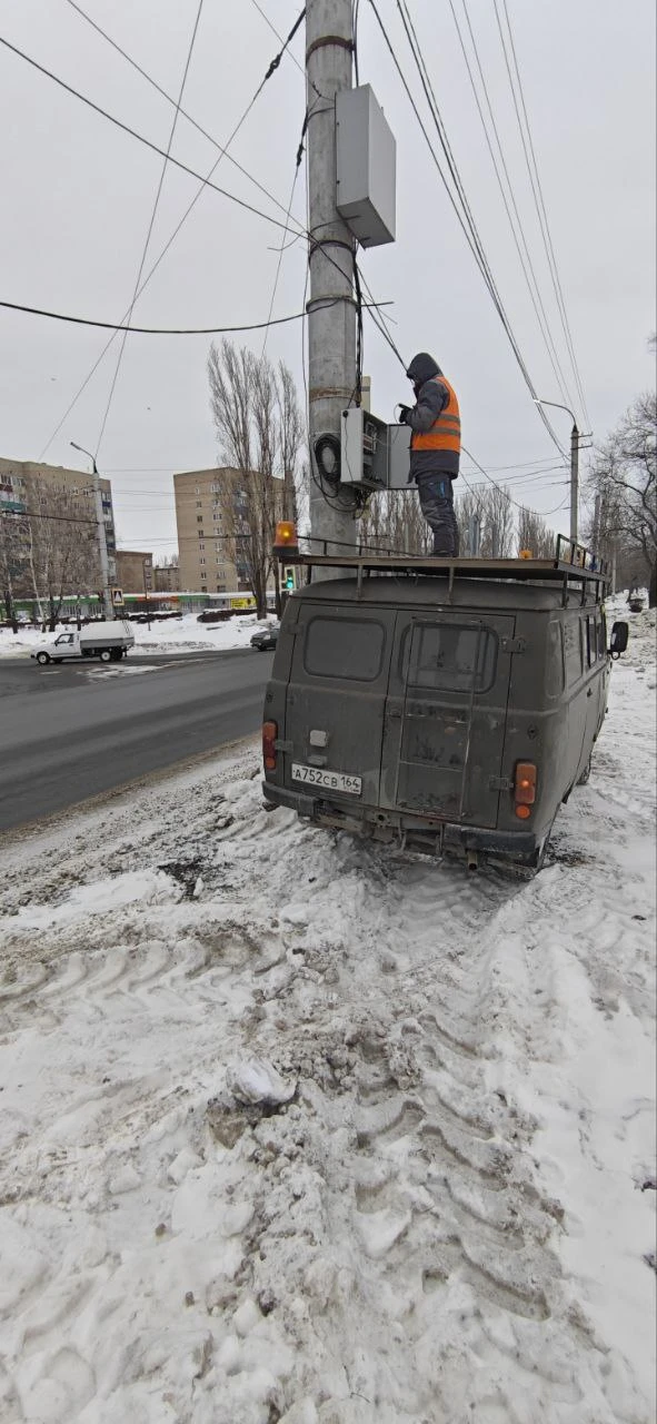Благоустройство Балаково: уборка улиц, ремонт освещения и проверка светофоров