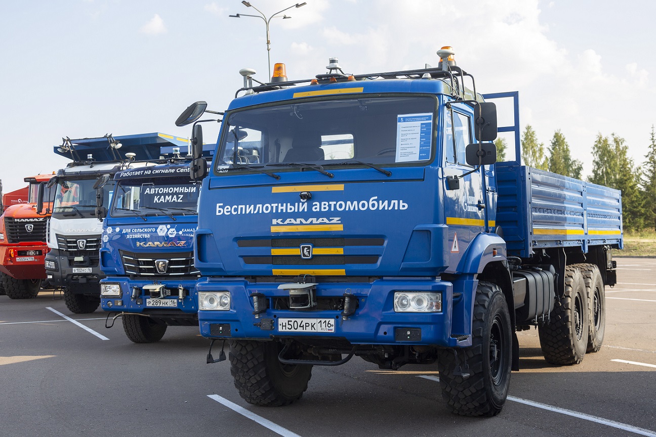 На перевозку грузов беспилотными грузовиками установят льготные тарифы