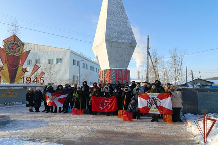 Росгвардейцы в регионах Дальнего Востока приняли участие в мероприятиях ко Дню неизвестного солдата