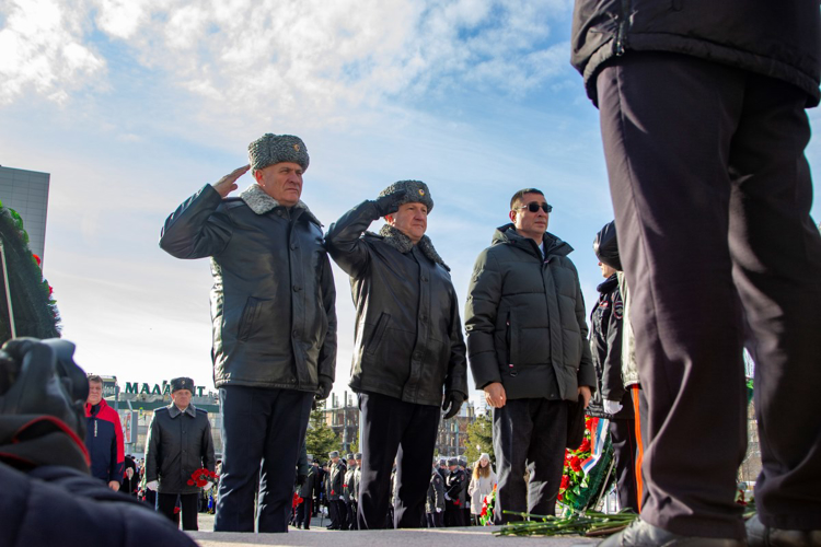 На Южном Урале росгвардейцы приняли участие в памятных мероприятиях, приуроченных ко Дню памяти погибших сотрудников внутренних дел