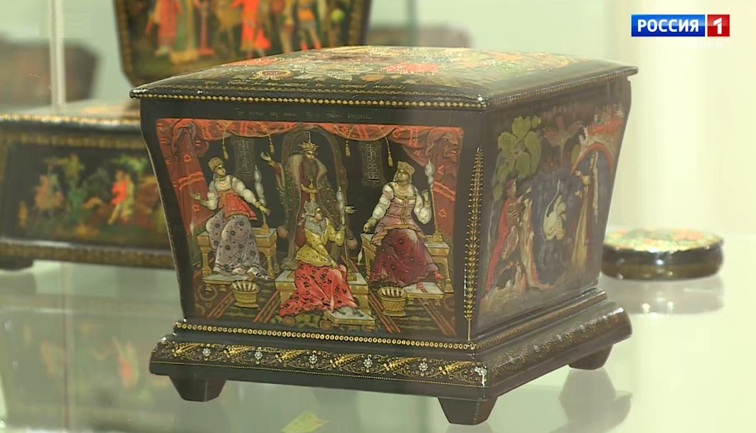 Палехские лаковые миниатюры представили во французском музее