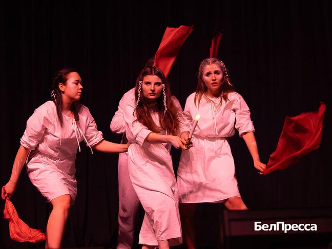 Курские участники арт-лаборатории молодых творцов показали спектакль в Белгороде - Изображение 2