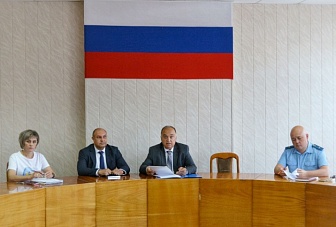 Александр Шайдаров назначен исполняющим обязанности главы администрации Зеленчукского муниципального района