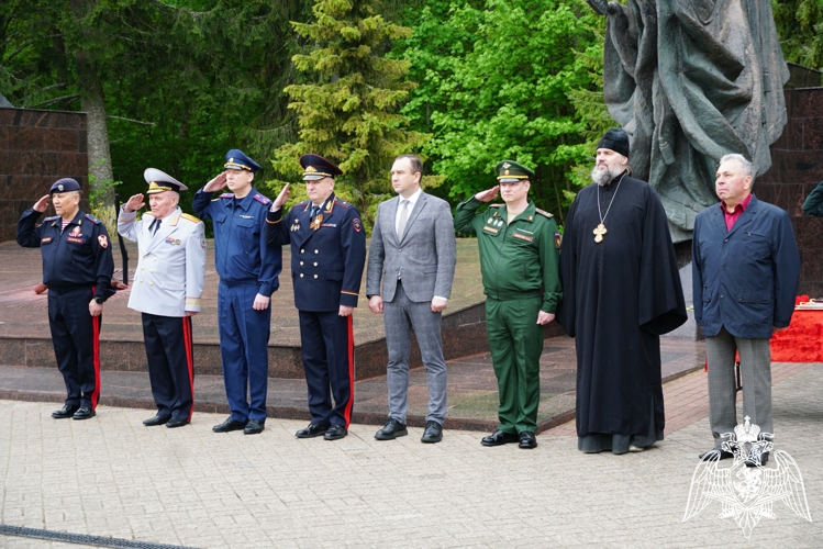 Росгвардейцам вручили государственные награды в Брянске (видео)