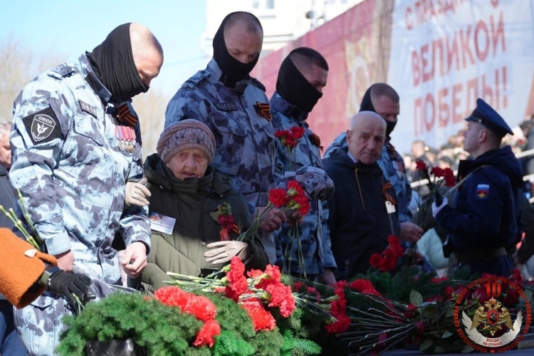 Росгвардейцы Архангельской области приняли участие в памятно-торжественных мероприятиях