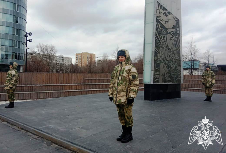 В День народного единства руководство и личный состав Росгвардии в Тюменской области принимают участие в праздничных мероприятиях