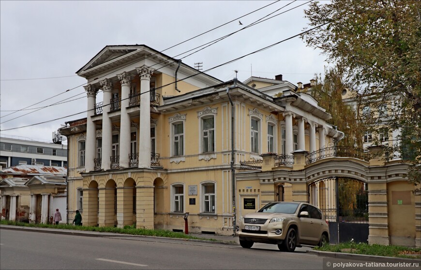 Дуновение XIX века. Улица Чапаева в Екатеринбурге