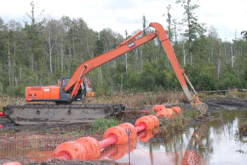 Начальник Главного управления МЧС России по Новгородской области Сергей Козырев оценил ход учений в Шимском районе