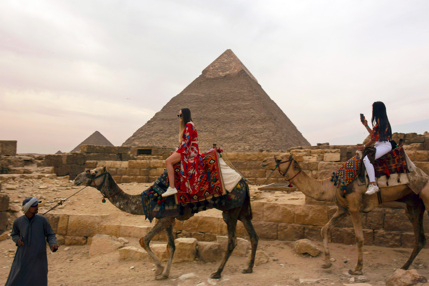 Новости египта для туристов на сегодня. Египет туризм. Туристы в Египте. Египет в ноябре. Египет сейчас.