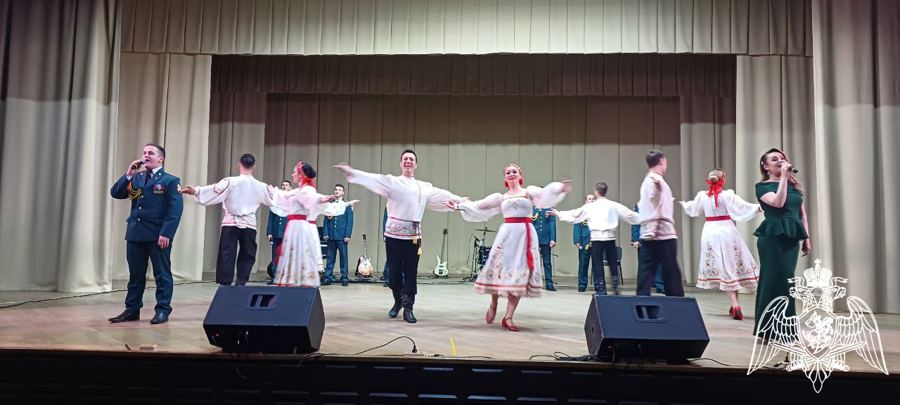  В Карачаево-Черкесии выступил Ансамбль песни и пляски Северо-Кавказского округа Росгвардии 