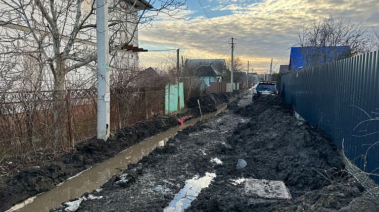 Приморско-Ахтарский район спасают от грунтовых вод: за сутки уровень уже упал на 10-15 сантиметров