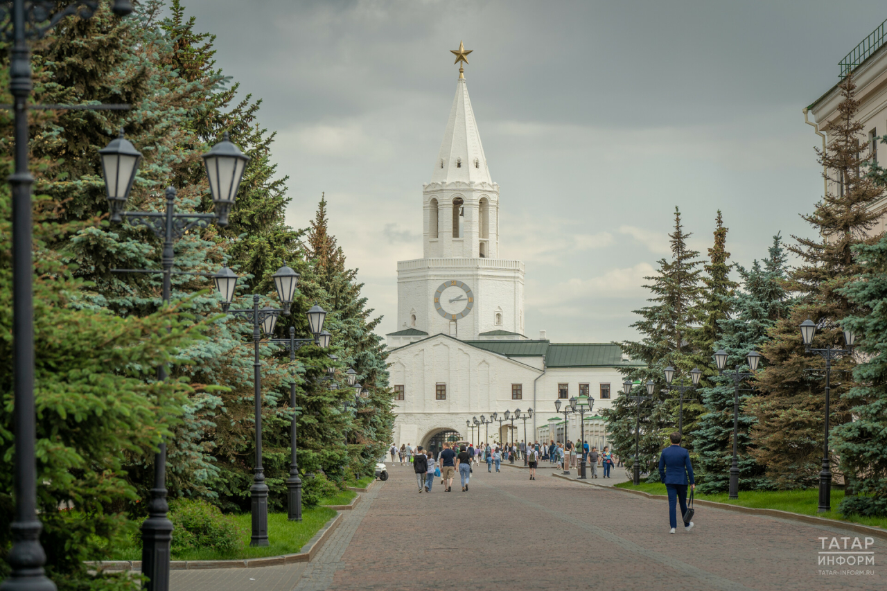 башни кремля в казани