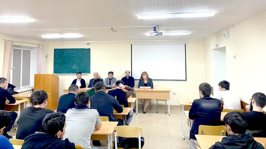 Next table. Mastermind club. Next meeting. семинары в коломне. молодой консалтинг люди.