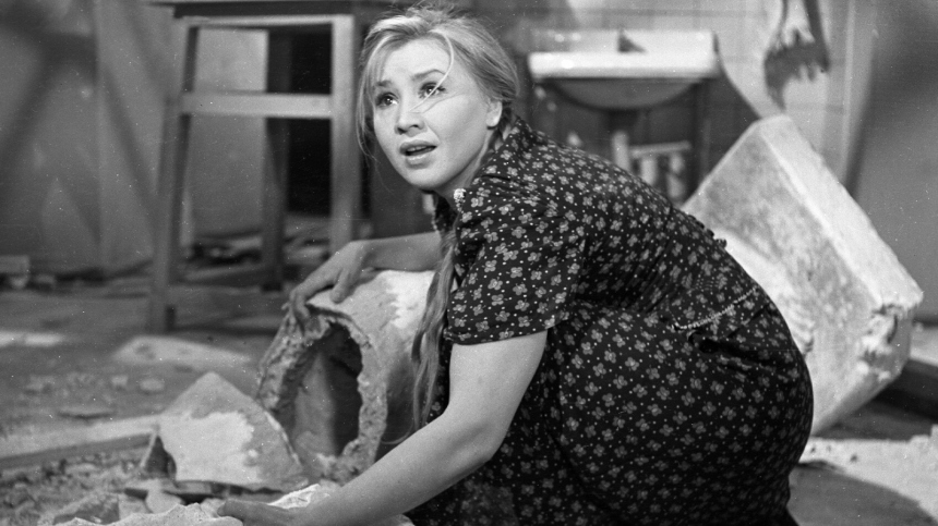 Почему актриса Савинова из Приходите завтра умерла в 43 года