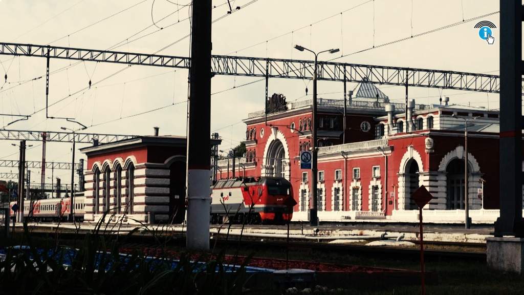 Проходящий через Курск скорый поезд 