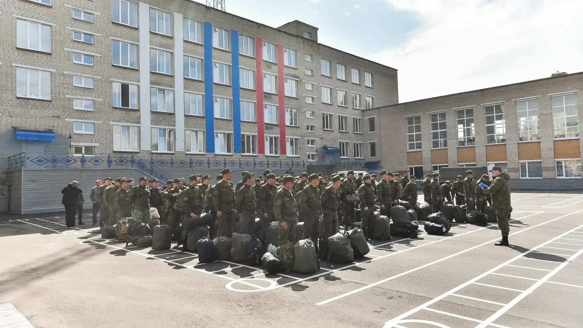 региональные армии. контрактники минобороны. российская военная форма. балашиха контрактники. военнослужащие.