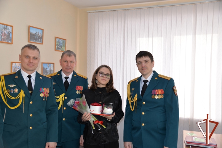 В Югре Росгвардия проводит мероприятия, посвященные Международному женскому дню