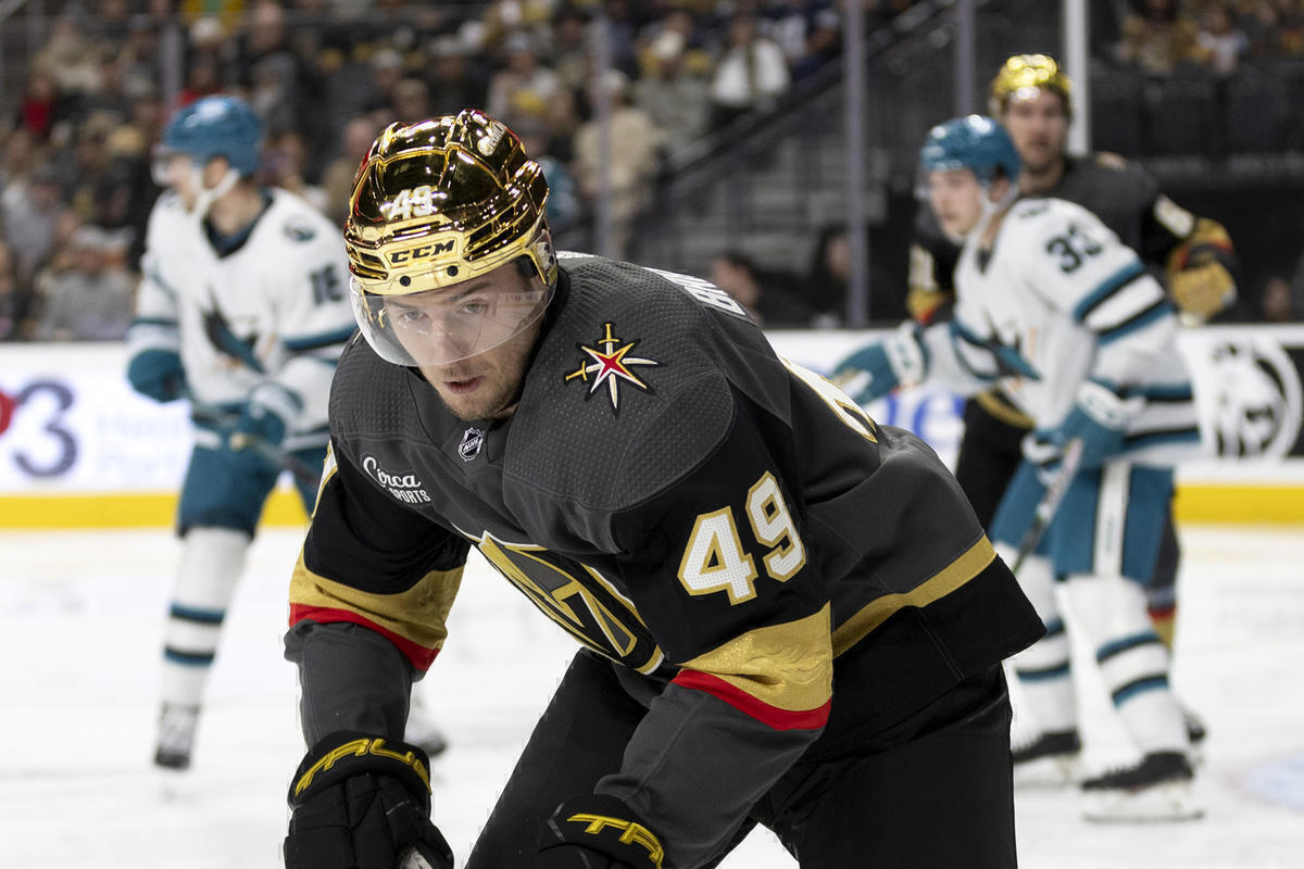 Передача Барбашёва помогла «Вегасу» обыграть «Калгари»