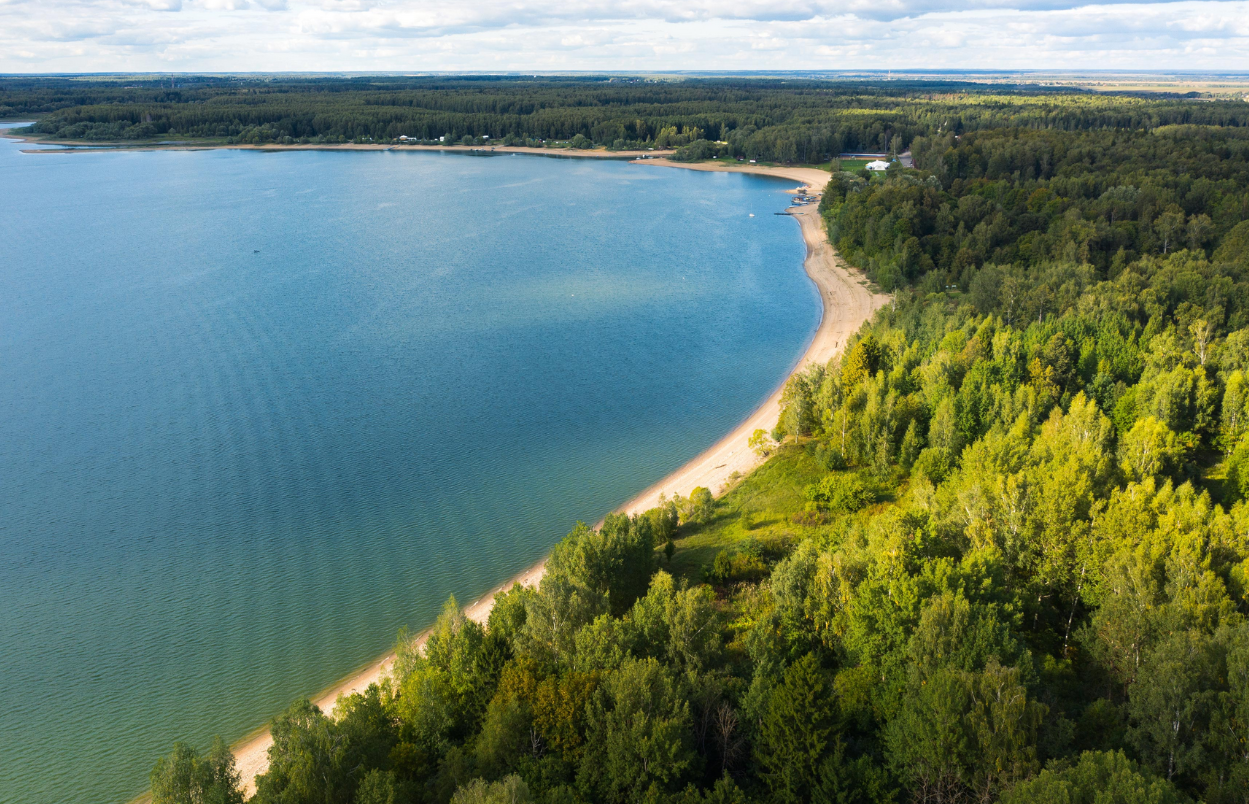 Ларсен парк. Larsen Park коттеджный поселок. Ларсен парк Можайское водохранилище. Деревня Блазново Ларсен парк. Можайское водохранилище Блазново.