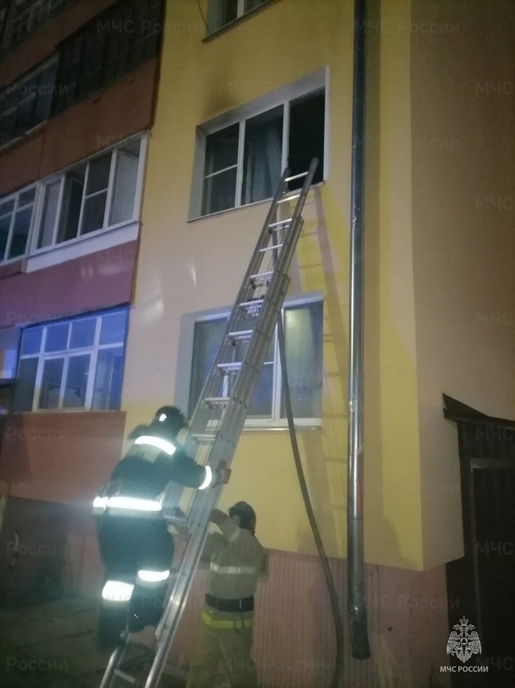 В Меленках горела квартира в жилом доме