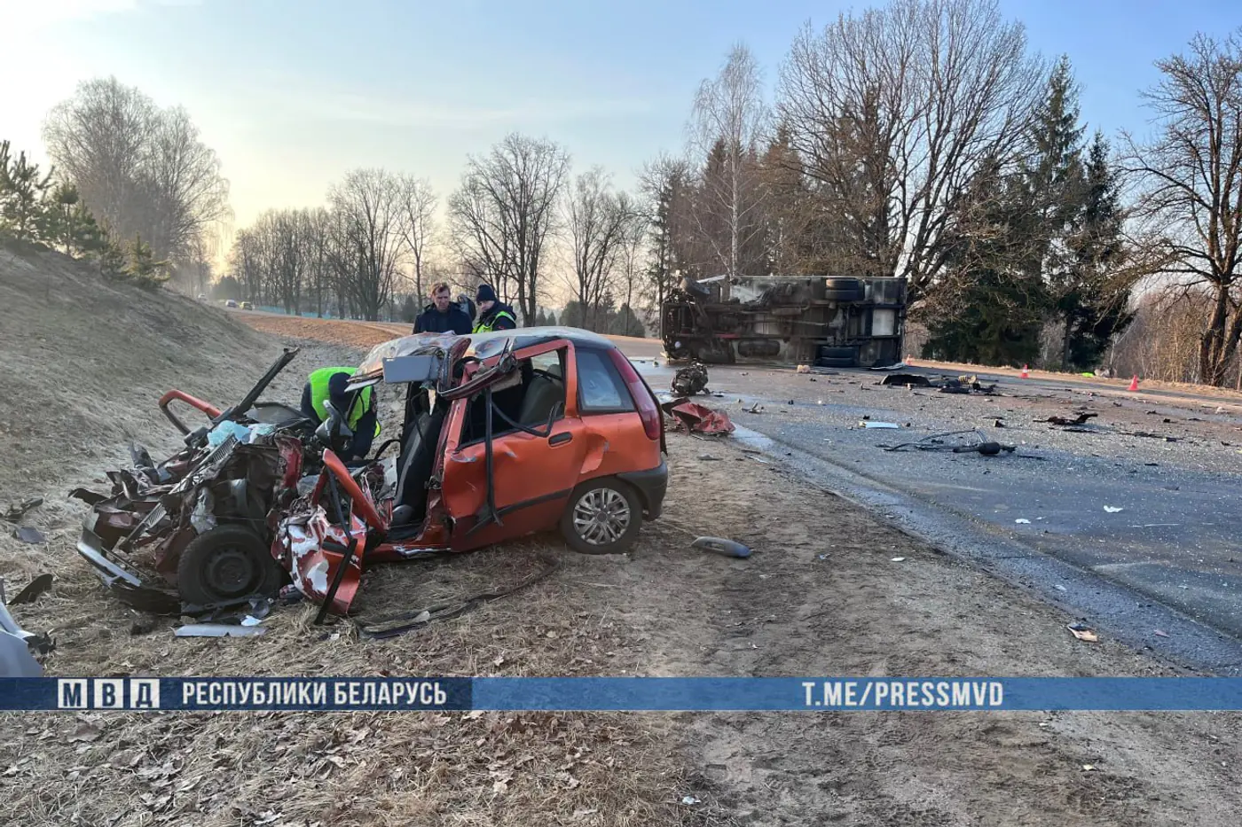 Fiat столкнулся с Mercedes на трассе Р28 – есть погибшие
