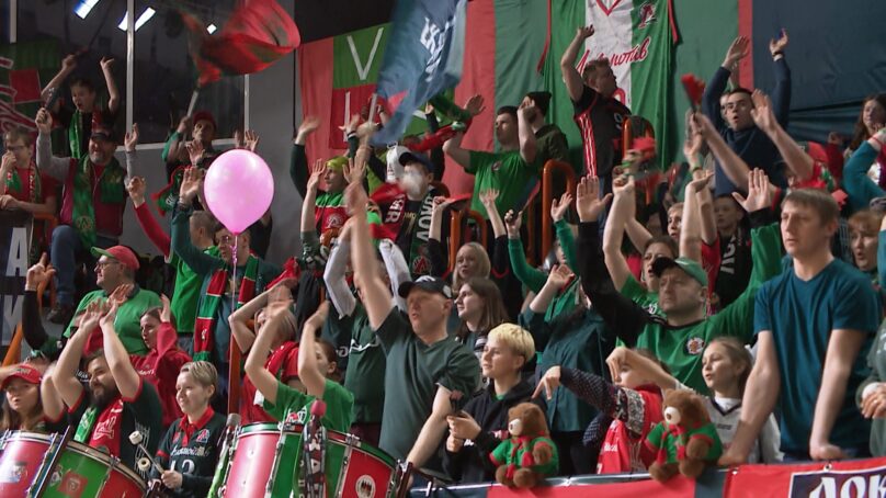 Калининградский «Локомотив» минимум на один день обошёл столичное «Динамо», поднявшись в турнирной таблице на пятую строчку