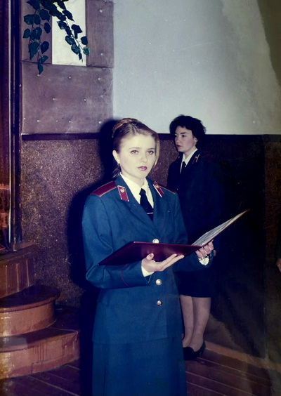 # Умница, красавица, сотрудник! 
