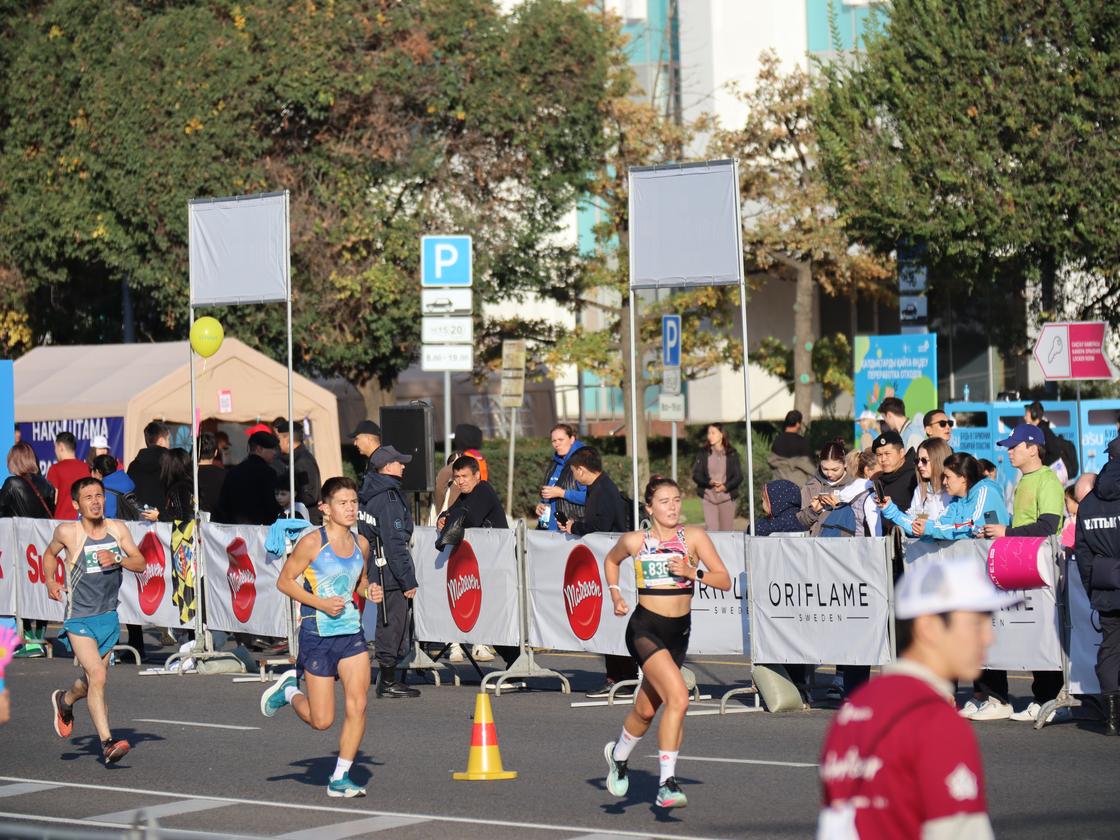 Алматы марафон 2024. Almaty Marathon transparent.