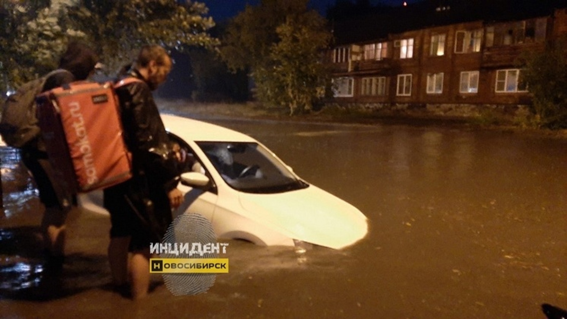 1 июля 2009. Наводнение в Новосибирске. Потоп. Новосибирск затопило. Потоп в Академгородке Новосибирск.