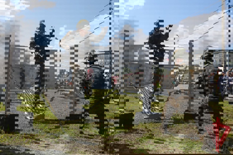 Генерал-полковник Юрий Яшин поздравил спецназовцев, которые успешно прошли квалификационное испытание на право ношения крапового берета