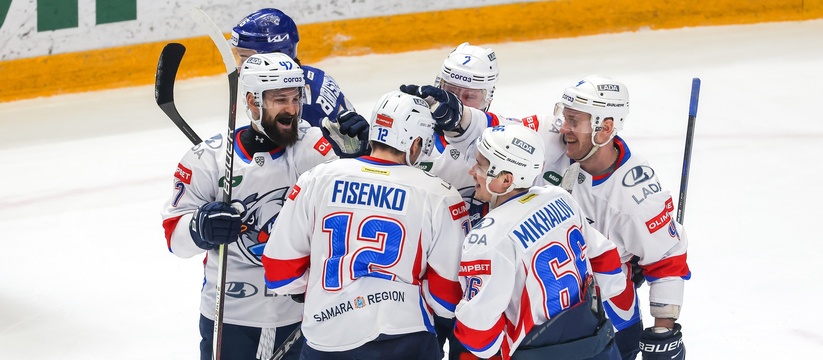 Тольяттинские хоккеисты «Лады» на выезде обыграли «Барс» со счетом 4:1