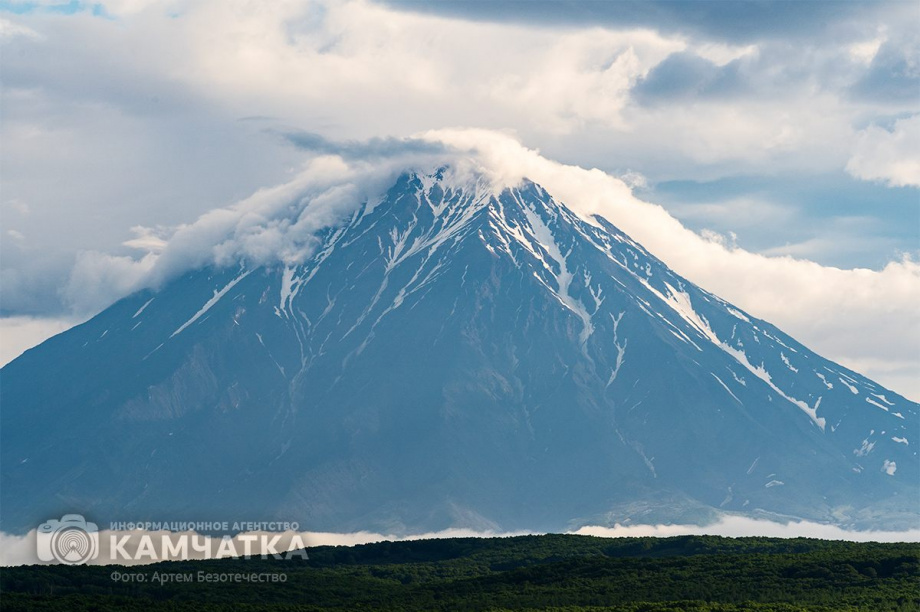 Турэксперт предложил молодоженам провести медовый месяц на Камчатке. Фото: Артем Безотечество / ИА «Камчатка». Фотография 1