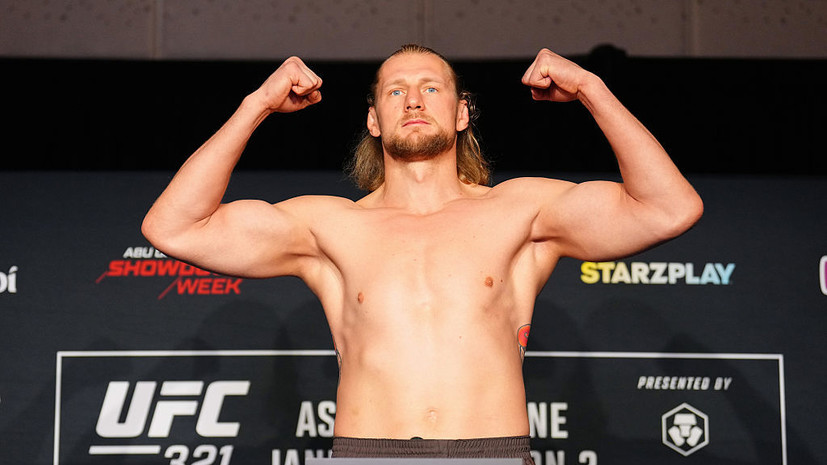 Волков оказался на три килограмма легче Кортес-Акосты перед боем на UFC 328