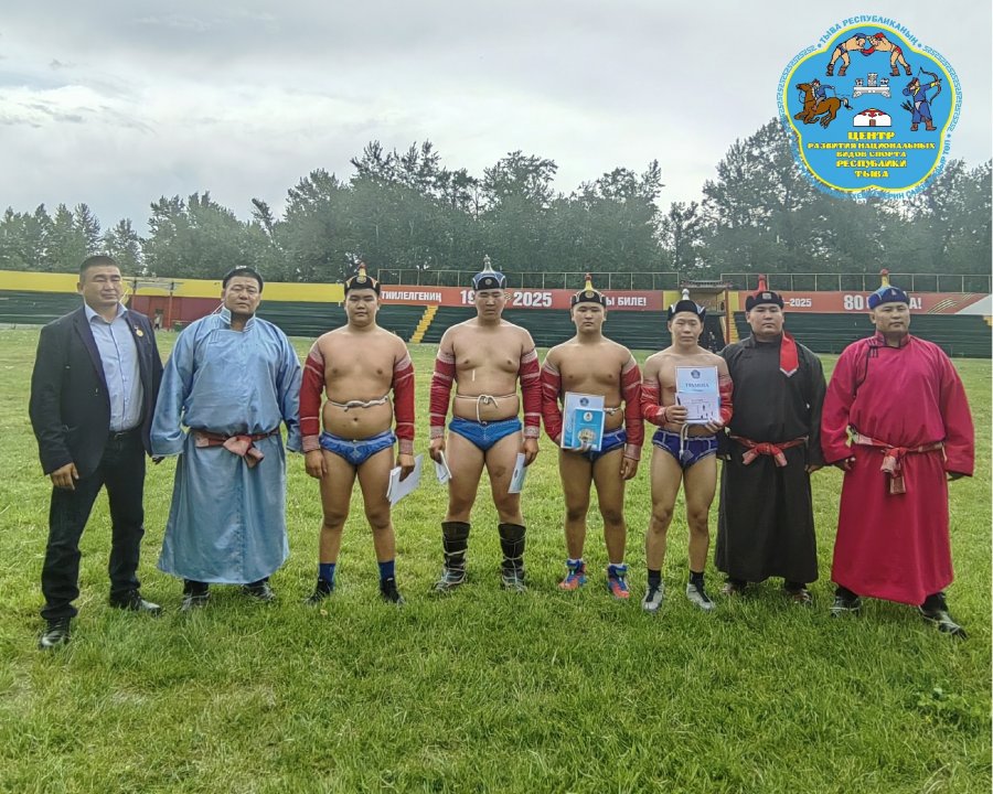 Институт борьбы Монголии пригласил на учебу юных борцов из Республики Тыва