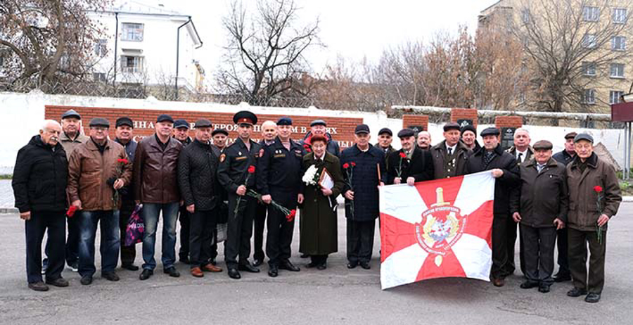 В Орле росгвардейцы отметили 105-летие воинской части войск правопорядка