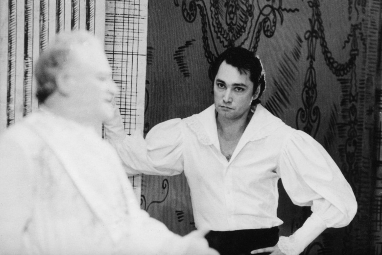 Владимир Коренев в роли Фердинанда. «Коварство и любовь», режиссер — Ю. Хмелецкий, 1970 год