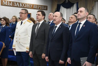 Фото 3. Работники прокуратуры Орловской области отмечают профессиональный праздник