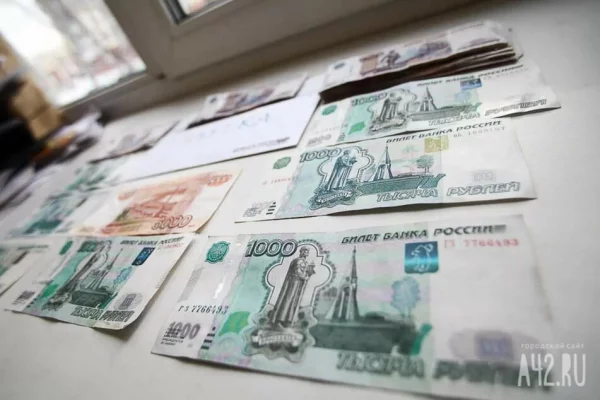 Банк выплатил россиянке 400 000 рублей за ранние звонки с требованием вернуть долг