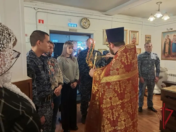 Православные росгвардейцы встретились со священнослужителями в православном приходе имени Сергея Радонежского в селе Тамбовка