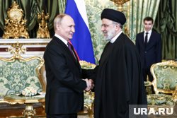 В последний раз Владимир Путин (слева) и Эбрахим Раиси (справа) встречались в декабре 2023 года