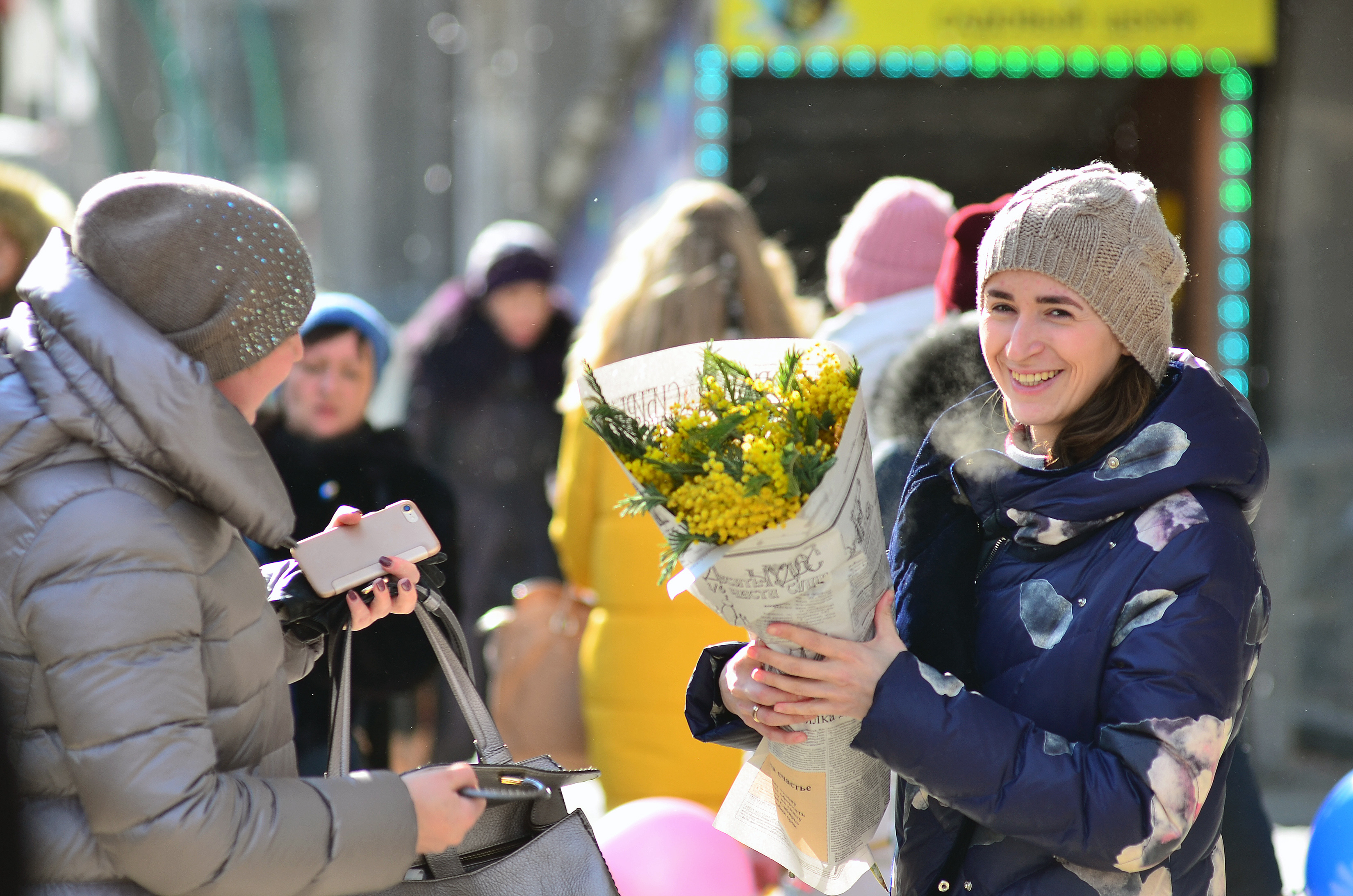 Погода март тамбов. Международный женский день фото.