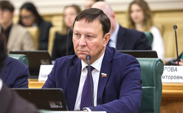 Александр Ролик