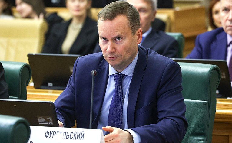 Заседание Совета по вопросам развития Сибири при Председателе Совета Федерации на тему «Сибирская экономика – от сырьевой к высокотехнологичной»